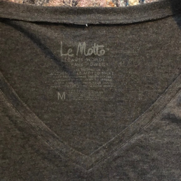 Le Motto Logo top - Picture 2 of 2